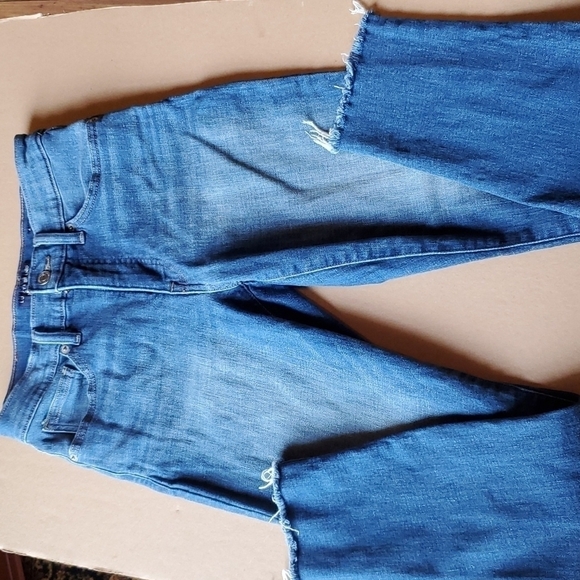 Lucky Brand LA jeans distressed size 4/27 ankle - Picture 1 of 11